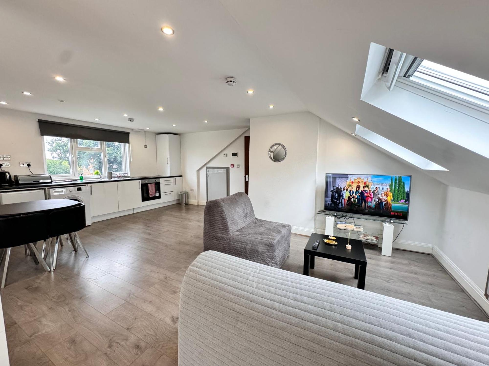 Hatton Apartments Heathrow Airport- Free Parking-Free Underground To And From Heathrow Airport Hatton Cross See Picture-See London Fast Hatton Cross To Central London 30Min Dış mekan fotoğraf