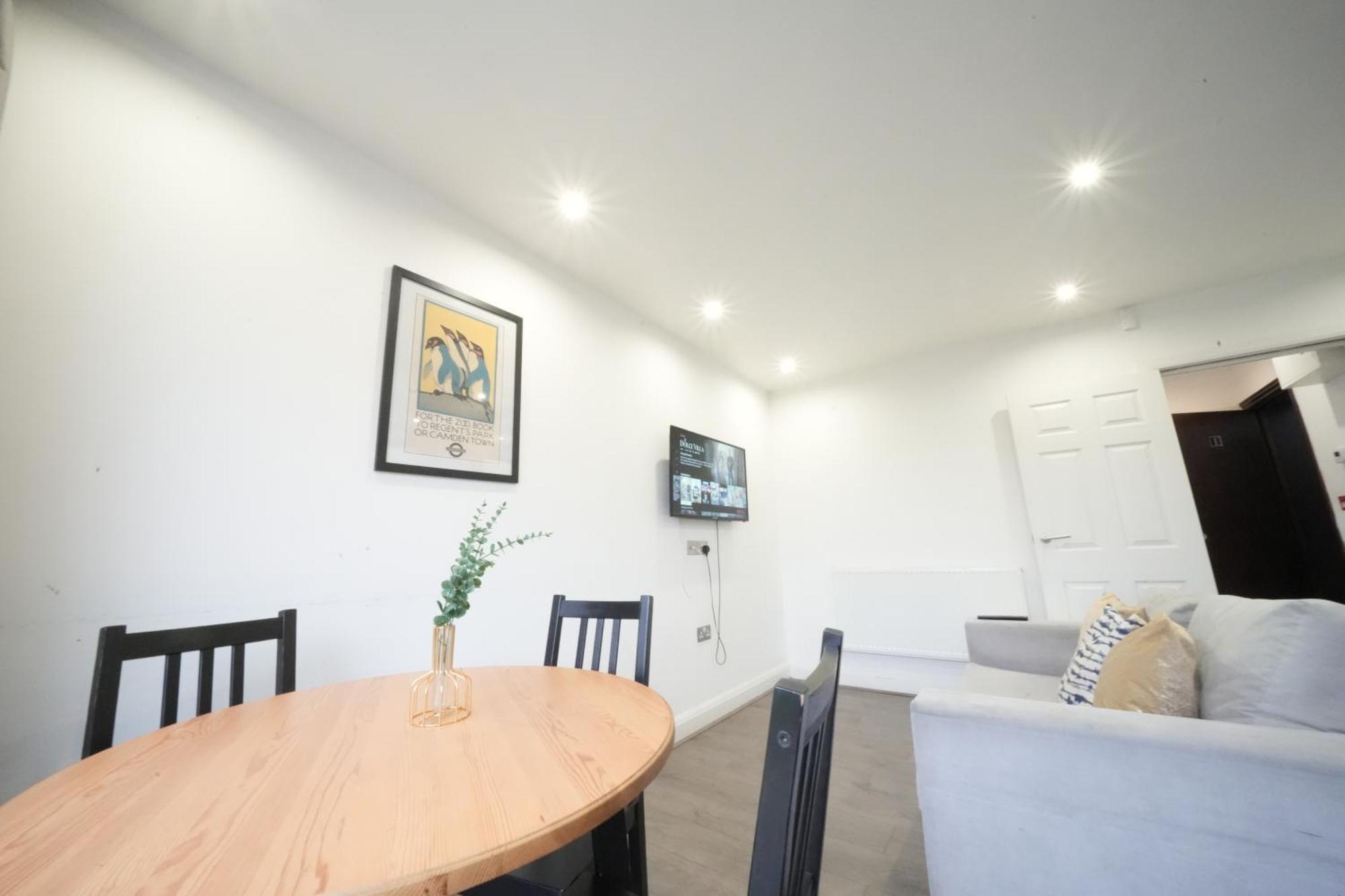 Hatton Apartments Heathrow Airport- Free Parking-Free Underground To And From Heathrow Airport Hatton Cross See Picture-See London Fast Hatton Cross To Central London 30Min Dış mekan fotoğraf